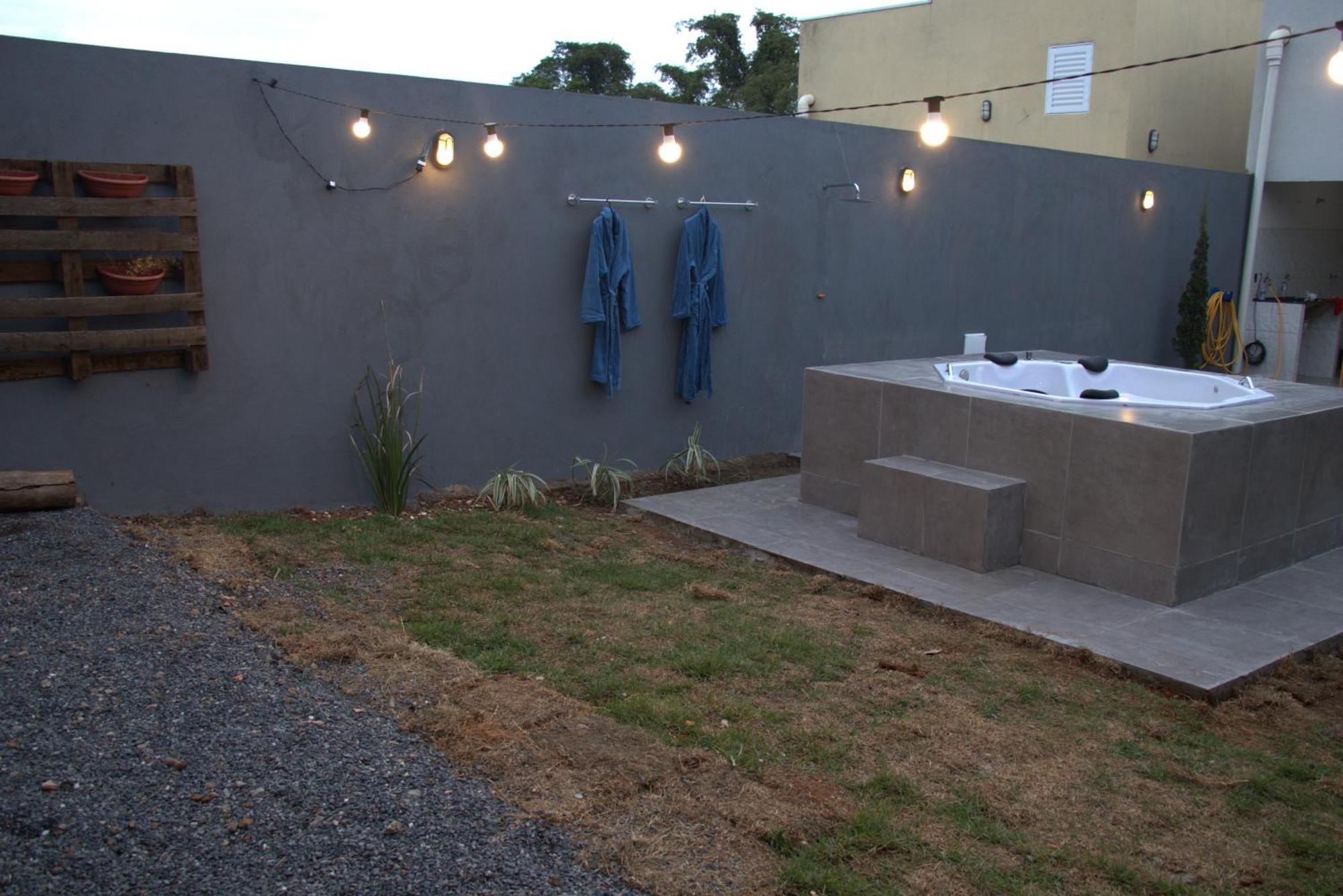 Casa Com Spa De Hidro Com Aquecedor A 700 Mts Do Centro Chapada dos Guimarães Kültér fotó